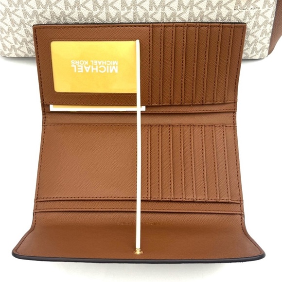 Michael Kors Large Charlotte Tote Bag & Trifold Wallet Set Vanilla/Luggage - Picture 12 of 13